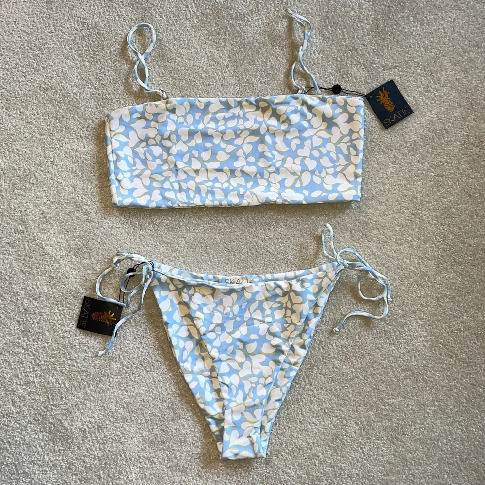 SKATIE Annie top and Vera bottom set in Nantucket 🩵 - Picture 2 of 9